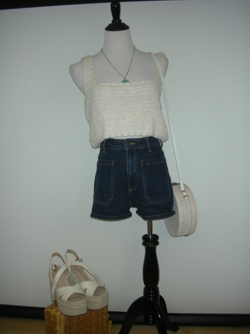 Rip Curl Crochet Knit Crop Tank XS Cream Beach Coastal Boho Festival Top